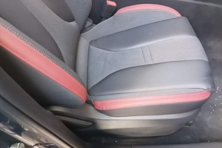 Used CHANGAN OSHAN X5 2023 Enjoy Edition 1.5T DCT Deluxe Model Right Front Seat