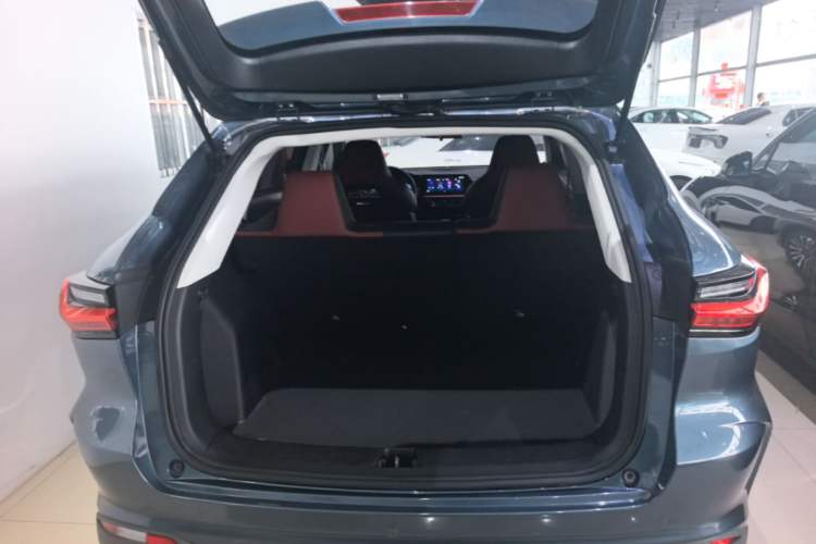 Used CHANGAN OSHAN X5 2023 Enjoy Edition 1.5T DCT Luxury Model Trunk