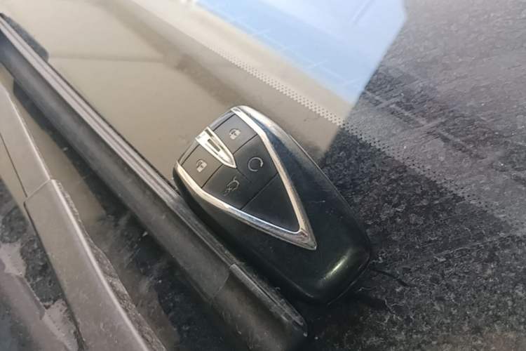 Used CHANGAN OSHAN X5 2023 Enjoy Edition 1.5T DCT Deluxe Model Vehicle Key
