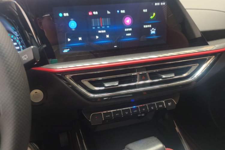 Used CHANGAN OSHAN X5 2023 Enjoy Edition 1.5T DCT Luxury Model Audio And AC Panel