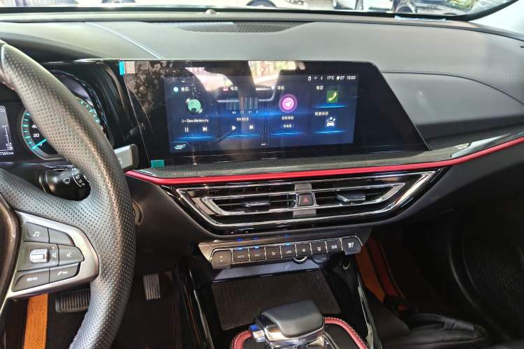 Used CHANGAN OSHAN X5 2023 Enjoy Edition 1.5T DCT Luxury Model Audio And AC Panel
