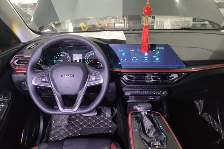 Used CHANGAN OSHAN X5 2023 Enjoy Edition 1.5T DCT Luxury Model Center Console