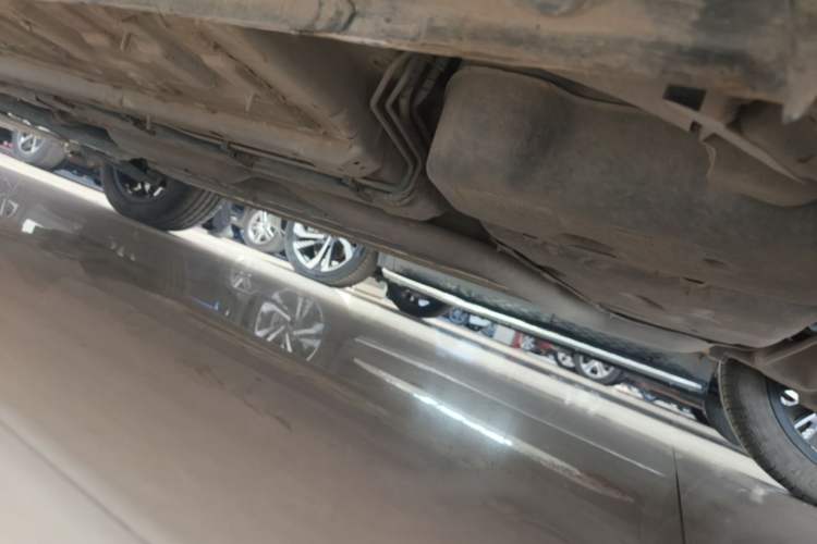 Used CHANGAN OSHAN X5 2023 Enjoy Edition 1.5T DCT Luxury Model Chassis Rear Left