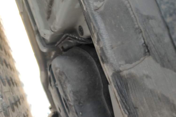 Used CHANGAN OSHAN X5 2023 Enjoy Edition 1.5T DCT Luxury Model Chassis Rear Left