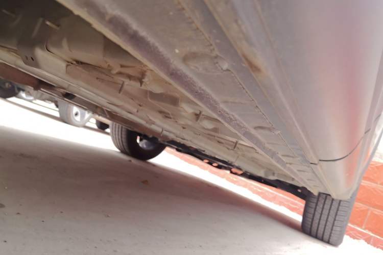 Used CHANGAN OSHAN X5 2023 Enjoy Edition 1.5T DCT Deluxe Model Chassis Rear Right