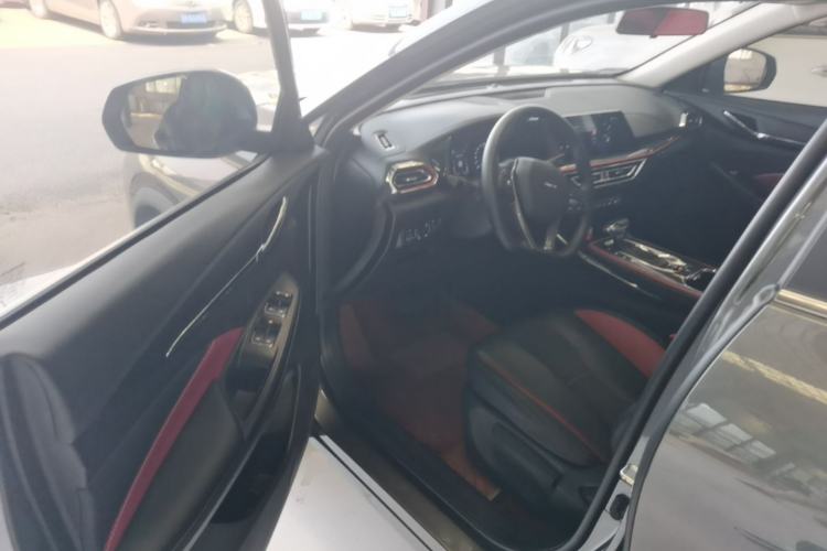 Used CHANGAN OSHAN X5 2023 Enjoy Edition 1.5T DCT Luxury Model Driver Seat