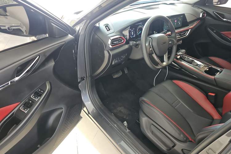 Used CHANGAN OSHAN X5 2023 Enjoy Edition 1.5T DCT Luxury Model Driver Seat