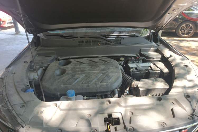Used CHANGAN OSHAN X5 2023 Enjoy Edition 1.5T DCT Luxury Model Engine Bay