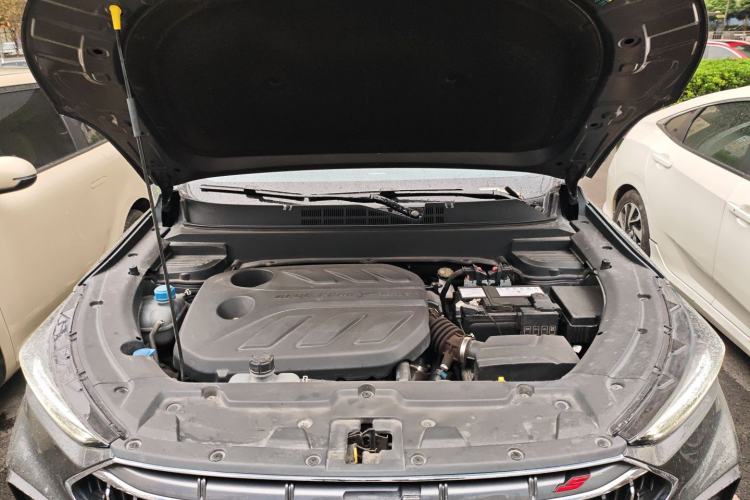 Used CHANGAN OSHAN X5 2023 Enjoy Edition 1.5T DCT Luxury Model Engine Bay