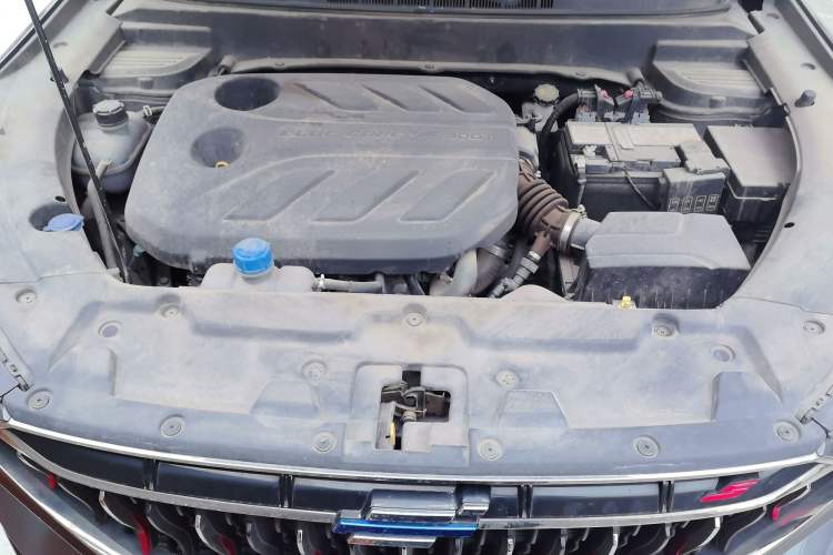Used CHANGAN OSHAN X5 2023 Enjoy Edition 1.5T DCT Deluxe Model Engine Bay