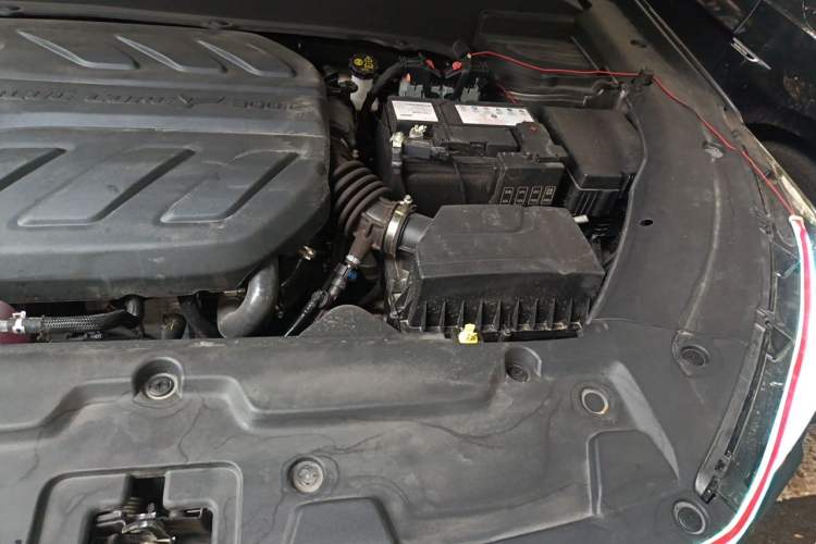 Used CHANGAN OSHAN X5 2023 Enjoy Edition 1.5T DCT Luxury Model Engine Bay Left