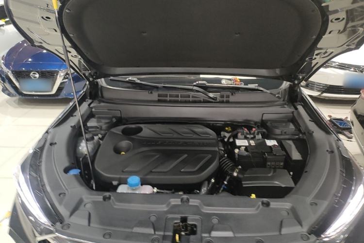 Used CHANGAN OSHAN X5 2023 Enjoy Edition 1.5T DCT Luxury Model Engine Bay