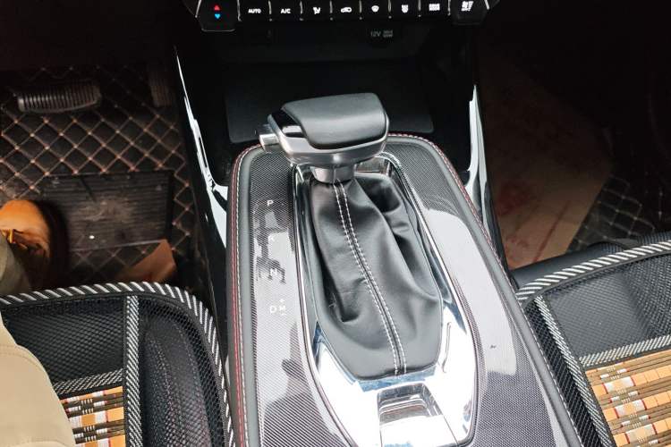 Used CHANGAN OSHAN X5 2023 Enjoy Edition 1.5T DCT Luxury Model Gear Lever