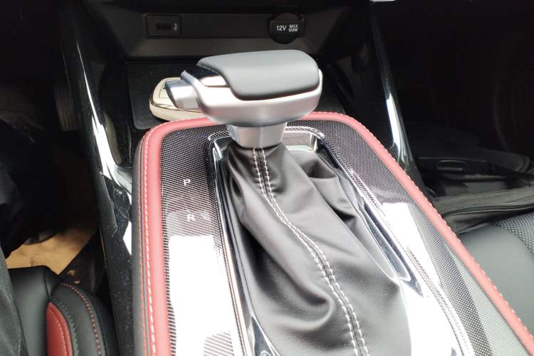 Used CHANGAN OSHAN X5 2023 Enjoy Edition 1.5T DCT Luxury Model Gear Lever
