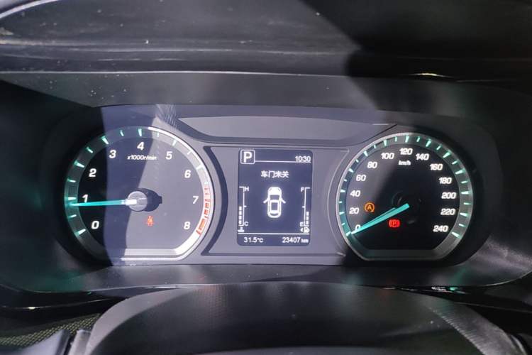 Used CHANGAN OSHAN X5 2023 Enjoy Edition 1.5T DCT Luxury Model Instrument Cluster