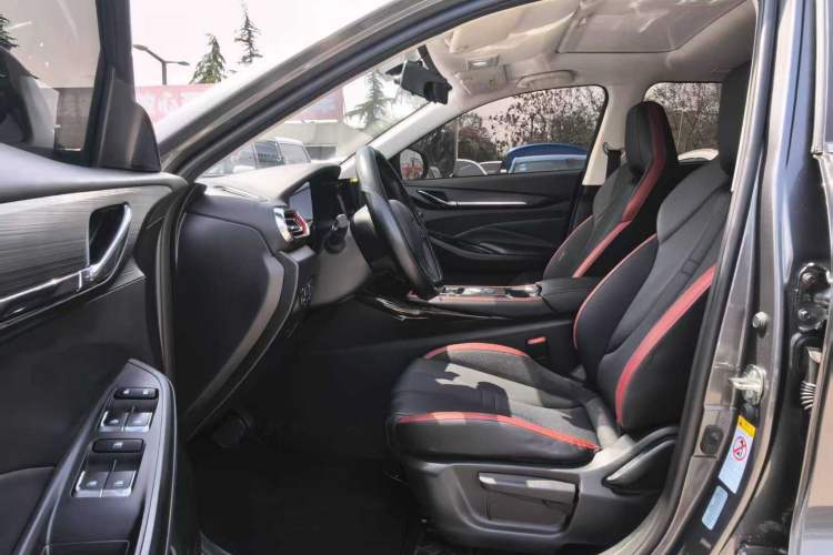 Used CHANGAN OSHAN X5 2023 Enjoy Edition 1.5T DCT Deluxe Model Interior 2