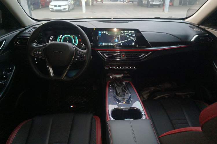 Used CHANGAN OSHAN X5 2023 Enjoy Edition 1.5T DCT Deluxe Model Interior 2