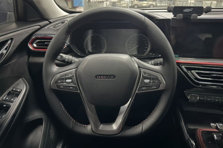 Used CHANGAN OSHAN X5 2023 Enjoy Edition 1.5T DCT Luxury Model Interior 2