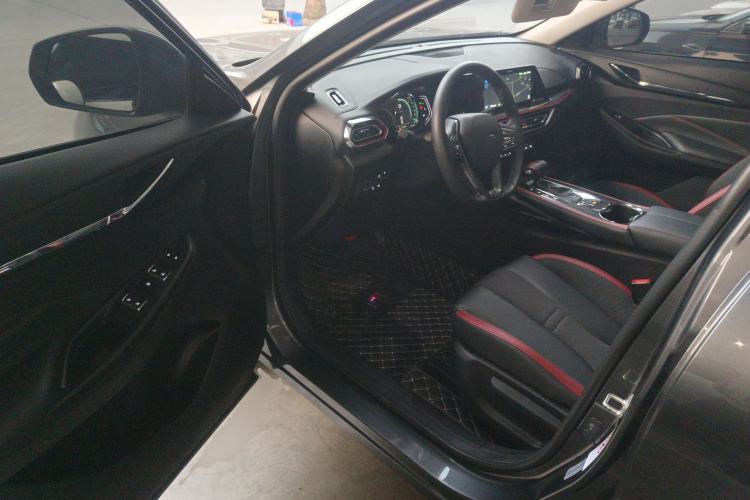 Used CHANGAN OSHAN X5 2023 Enjoy Edition 1.5T DCT Deluxe Model Interior 3