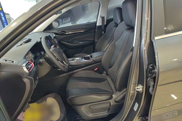 Used CHANGAN OSHAN X5 2023 Enjoy Edition 1.5T DCT Luxury Model Left Front Seat