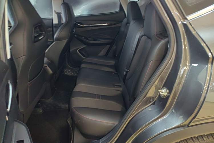 Used CHANGAN OSHAN X5 2023 Enjoy Edition 1.5T DCT Luxury Model Left Rear Seat