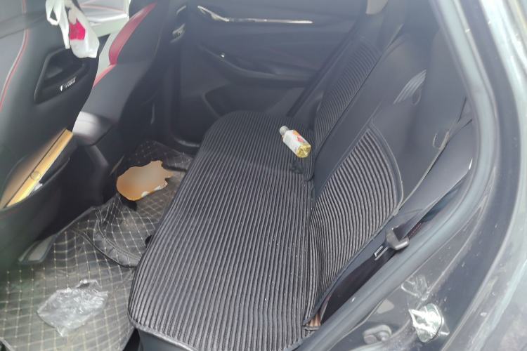 Used CHANGAN OSHAN X5 2023 Enjoy Edition 1.5T DCT Deluxe Model Left Rear Seat