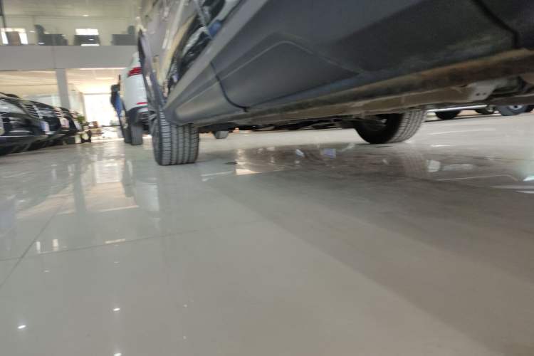 Used CHANGAN OSHAN X5 2023 Enjoy Edition 1.5T DCT Deluxe Model Left Side Sill