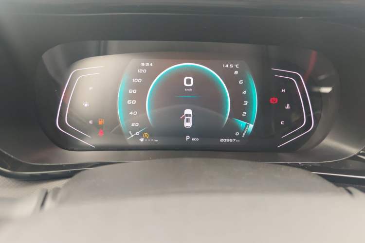 Used CHANGAN OSHAN X5 2023 Enjoy Edition 1.5T DCT Deluxe Model Odometer Close Up