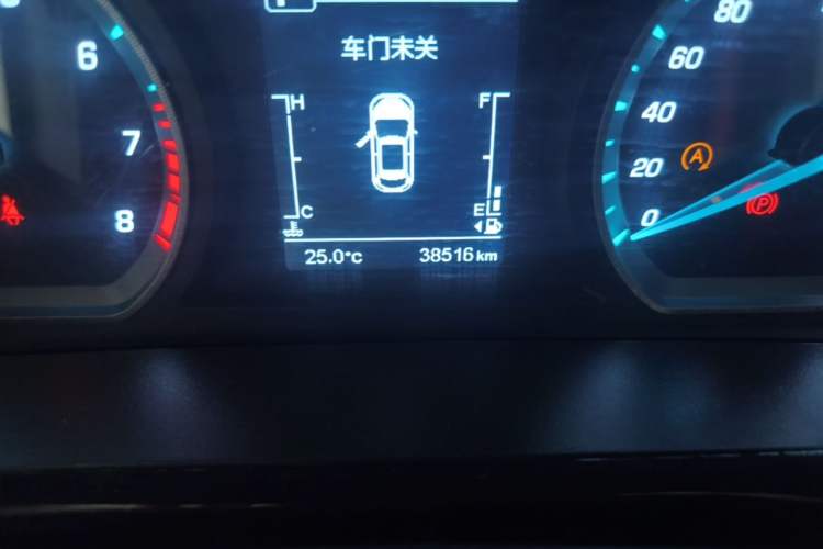 Used CHANGAN OSHAN X5 2023 Enjoy Edition 1.5T DCT Luxury Model Odometer Close Up