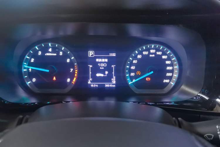 Used CHANGAN OSHAN X5 2023 Enjoy Edition 1.5T DCT Luxury Model Odometer Close Up