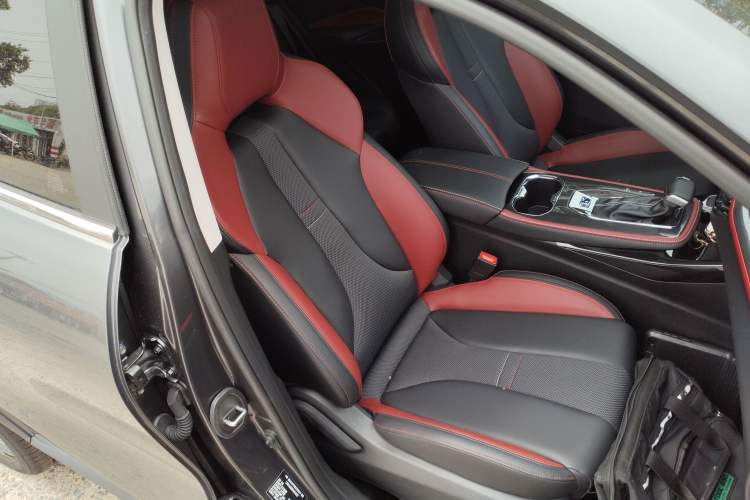 Used CHANGAN OSHAN X5 2023 Enjoy Edition 1.5T DCT Luxury Model Right Front Seat