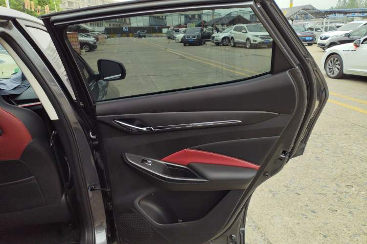 Used CHANGAN OSHAN X5 2023 Enjoy Edition 1.5T DCT Luxury Model Right Rear Door Interior