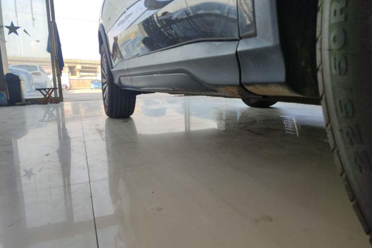 Used CHANGAN OSHAN X5 2023 Enjoy Edition 1.5T DCT Deluxe Model Right Side Sill