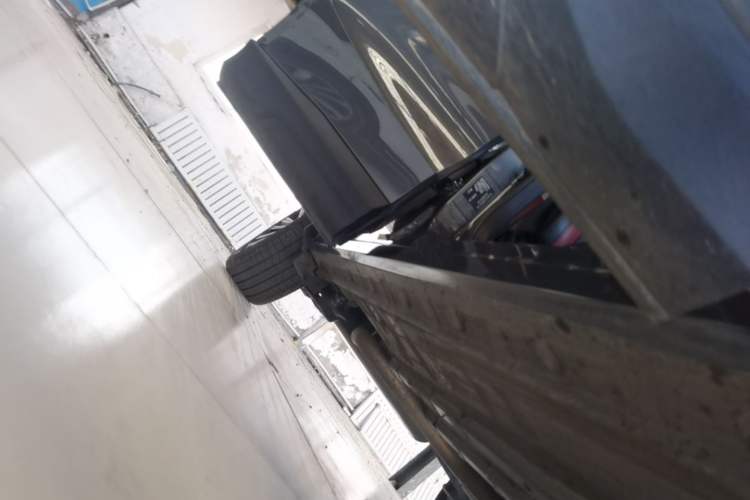 Used CHANGAN OSHAN X5 2023 Enjoy Edition 1.5T DCT Luxury Model Right Side Sill