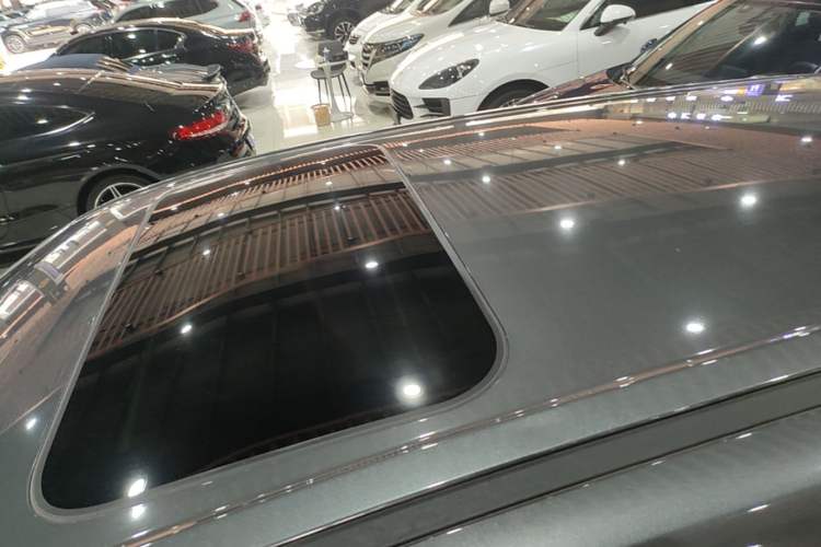 Used CHANGAN OSHAN X5 2023 Enjoy Edition 1.5T DCT Luxury Model Roof