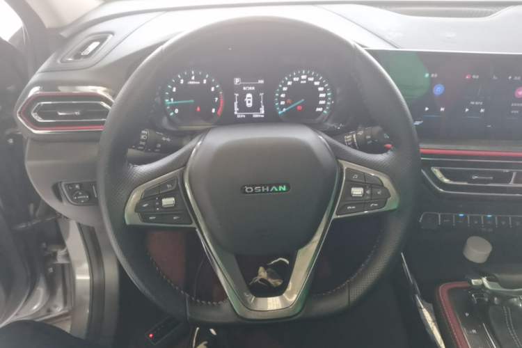 Used CHANGAN OSHAN X5 2023 Enjoy Edition 1.5T DCT Luxury Model Steering Wheel