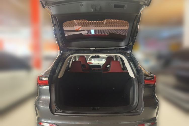 Used CHANGAN OSHAN X5 2023 Enjoy Edition 1.5T DCT Luxury Model Trunk