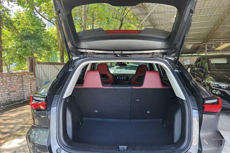Used CHANGAN OSHAN X5 2023 Enjoy Edition 1.5T DCT Luxury Model Trunk