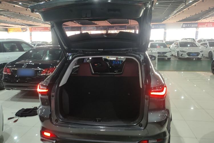Used CHANGAN OSHAN X5 2023 Enjoy Edition 1.5T DCT Luxury Model Trunk