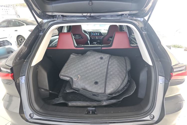 Used CHANGAN OSHAN X5 2023 Enjoy Edition 1.5T DCT Luxury Model Trunk
