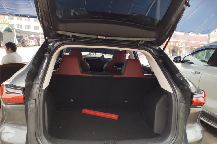 Used CHANGAN OSHAN X5 2023 Enjoy Edition 1.5T DCT Luxury Model Trunk