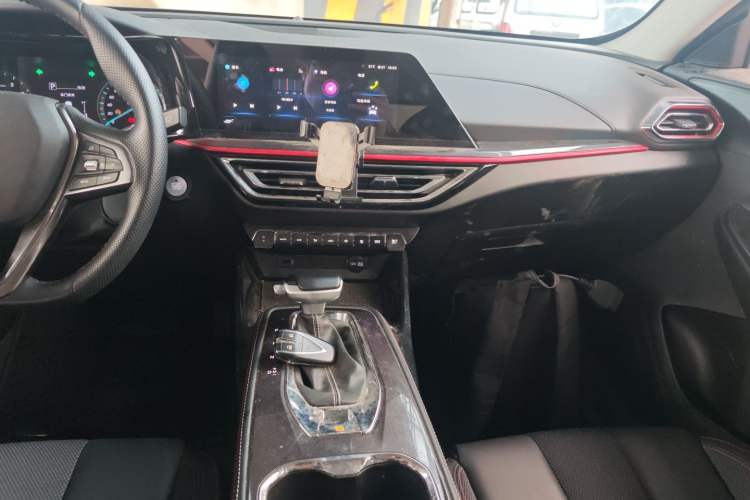 Used CHANGAN OSHAN X5 2023 Enjoy Edition 1.5T DCT Luxury Model Audio And AC Panel