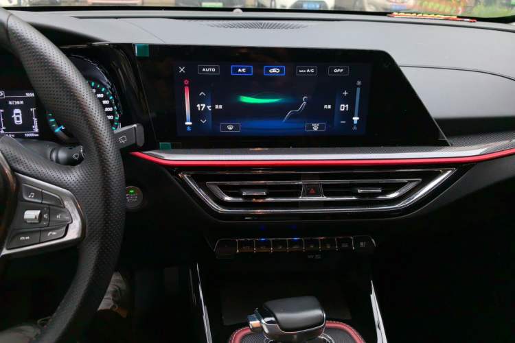 Used CHANGAN OSHAN X5 2023 Enjoy Edition 1.5T DCT Luxury Model Audio And AC Panel