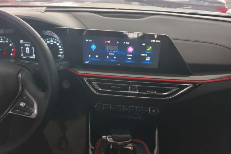 Used CHANGAN OSHAN X5 2023 Enjoy Edition 1.5T DCT Luxury Model Audio And AC Panel