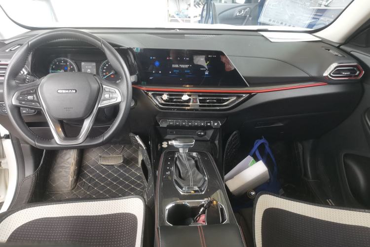 Used CHANGAN OSHAN X5 2023 Enjoy Edition 1.5T DCT Luxury Model Center Console