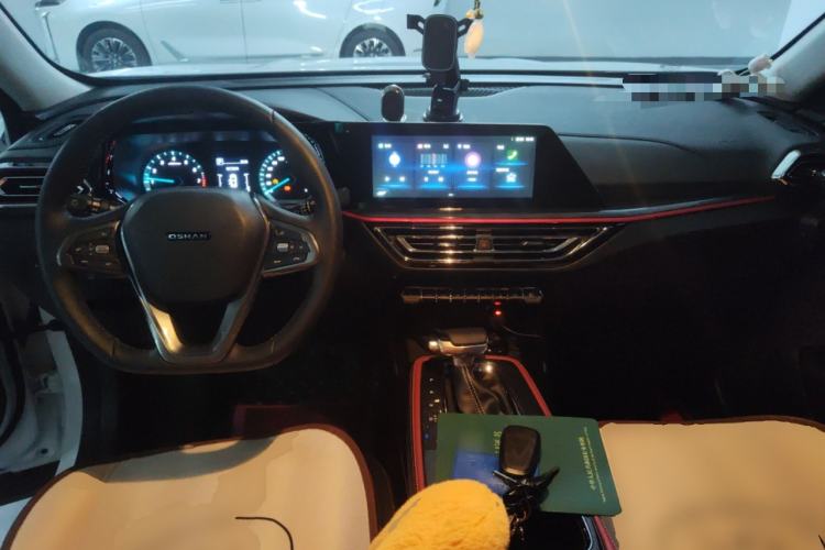 Used CHANGAN OSHAN X5 2023 Enjoy Edition 1.5T DCT Luxury Model Center Console