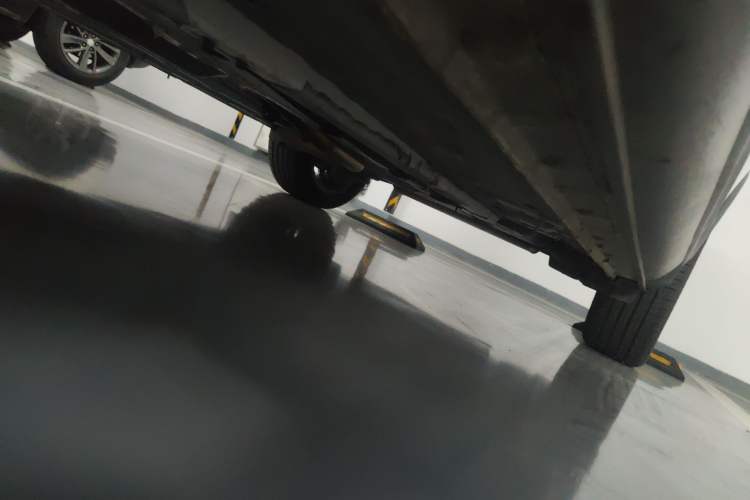 Used CHANGAN OSHAN X5 2023 Enjoy Edition 1.5T DCT Luxury Model Chassis Front Left