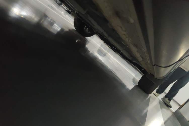 Used CHANGAN OSHAN X5 2023 Enjoy Edition 1.5T DCT Luxury Model Chassis Rear Right