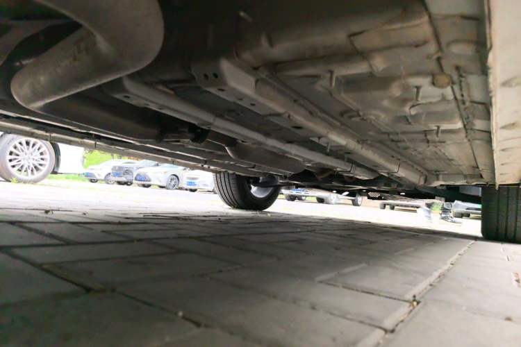 Used CHANGAN OSHAN X5 2023 Enjoy Edition 1.5T DCT Luxury Model Chassis Rear Right