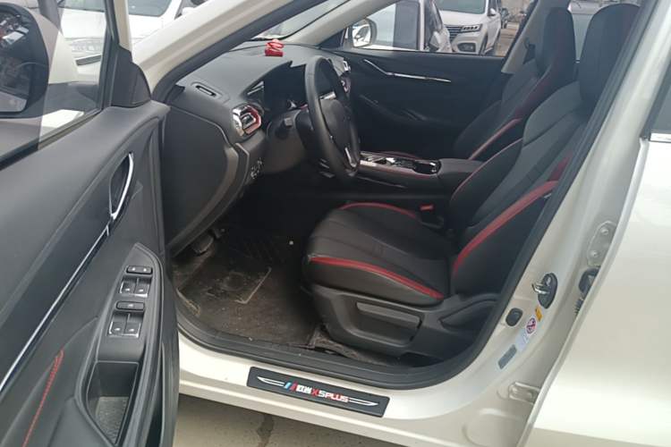 Used CHANGAN OSHAN X5 2023 Enjoy Edition 1.5T DCT Deluxe Model Driver Seat